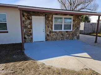511 N Bob Little Rd, Panama City, FL 32404