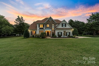 21216 Norman Shores Dr, Cornelius, NC 28031