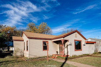 38 NW Avenue G, Hamlin, TX 79520