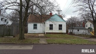 410 Winter St, Pekin, IL 61554