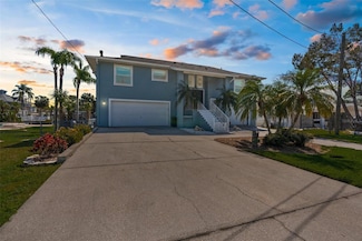 8408 Damen Ln, Port Richey, FL 34668