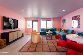 7510 E 1st St, Scottsdale, AZ 85251