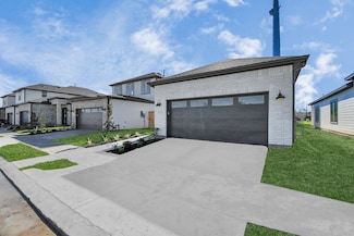 4346 Avron Dr, Stafford, TX 77477