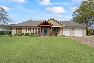1556 Hayne Rd, Memphis, TN 38119