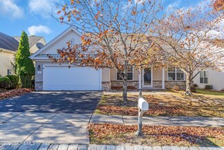 11 Edgartown Ln, Barnegat, NJ 08005