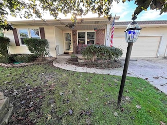 6003 Aberdeen Dr, South Bend, IN 46614