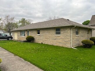 318 W 39th St, Marion, IN 46953