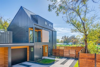 1103 Cherico St Unit 3, Austin, TX 78702