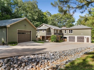 1951 Swords Trail, Buckhead, GA 30625