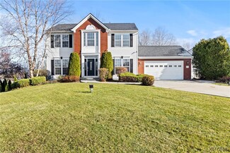 2181 Fox Chase Rd, Lake View, NY 14085