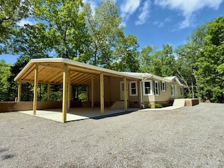 7790 Burt Burgen Rd, Bradyville, TN 37026