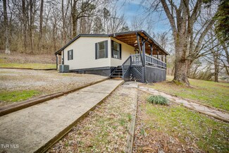 1395 Midway Rd, Midway, TN 37809