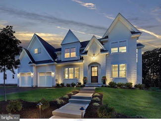 311 Old Kingfisher Ln, Malvern, PA 19355