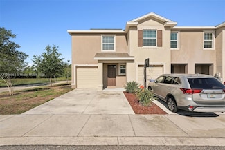 508 Glenn Cross Dr, Ruskin, FL 33570