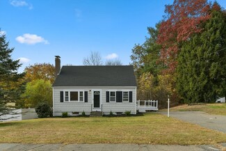 9 Domenica Rd, Walpole, MA 02081