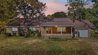 110 Williams Rd SE, Silver Creek, GA 30173