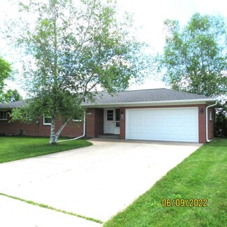 W5097 Sunset Dr, Merrill, WI 54452