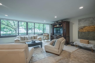 166-35 9th Ave Unit 2C, Flushing, NY 11357
