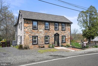 7 Grebe Rd, Schwenksville, PA 19473