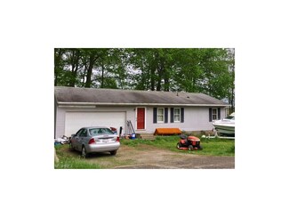 6341 Ohio 514, Lakeville, OH 44638