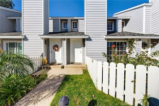 14380 Foothill Blvd, Sylmar, CA 91342