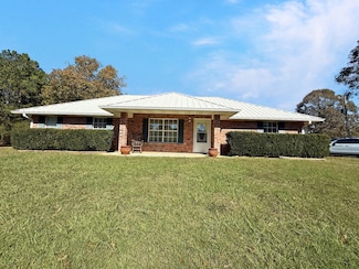 147 Sandy Dr, Anacoco, LA 71403