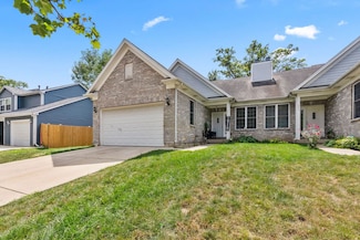 260 Chaparral Cir, Elgin, IL 60120