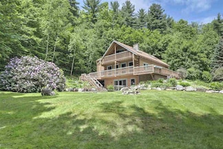 789 Route 63, Spofford, NH 03462