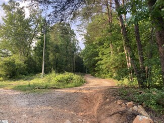 158 Summer Place Ct, Pickens, SC 29671