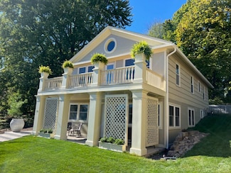 38 S Washington St, Athens, NY 12015