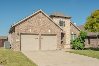 4005 Hawthorne Dr, Sachse, TX 75048