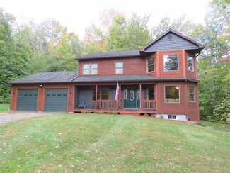 104 Foothills Dr, Jay, VT 05859