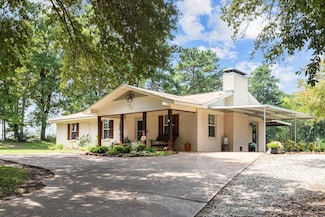 19769 State Highway 21 E, Grapeland, TX 75844