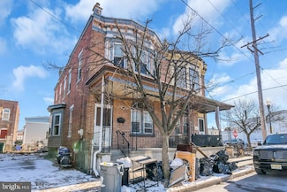 12 S King St, Gloucester City, NJ 08030