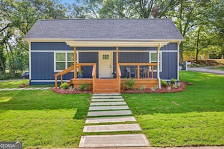 4217 Railroad St, Oakwood, GA 30566