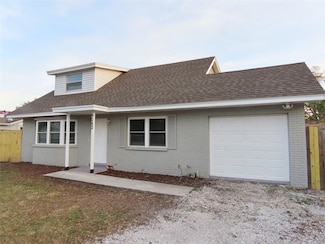 9062 Sunrise Dr, Largo, FL 33773