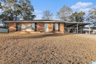 108 Morris Ave, Clanton, AL 35045