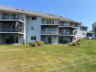 1025 Harbor St Unit 25, Conneaut, OH 44030