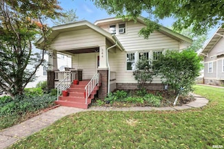 344 W Garfield St, Davenport, IA 52803