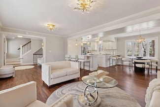 5401 Malibu Dr, Edina, MN 55436