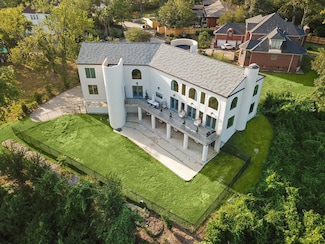 3 Magnolia Bend Dr, Houston, TX 77024