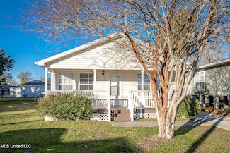 197 Bellman St, Biloxi, MS 39530