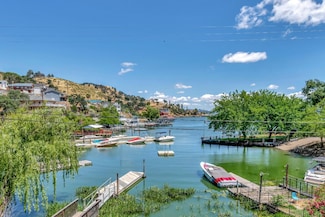 3848 Mariposa Dr, Clearlake, CA 95422