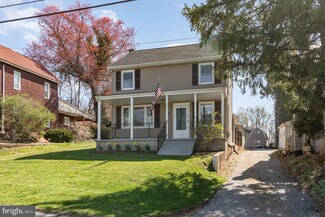 1740 York Rd, Dover, PA 17315