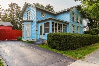 16 Ontario St, Honeoye Falls, NY 14472