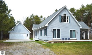 14067 N Purkiss Rd, North Port, MI 49670