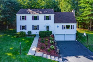 8 Great Brook Dr, Southwick, MA 01077