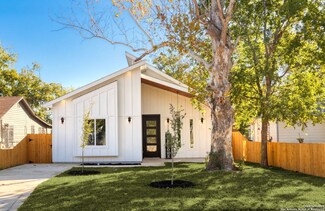 210 Talisman Rd, San Antonio, TX 78210