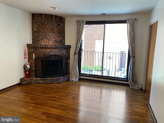 1824 South St Unit 2, Philadelphia, PA 19146