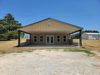 1333 W Rd, Burr Oak, KS 66936